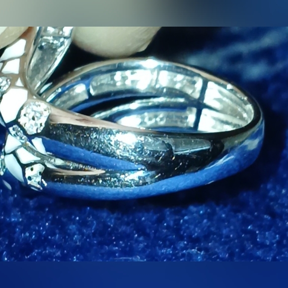 NWT Marla Jade White Serpent Ring Wrap Around. Size 8 - Picture 2 of 8